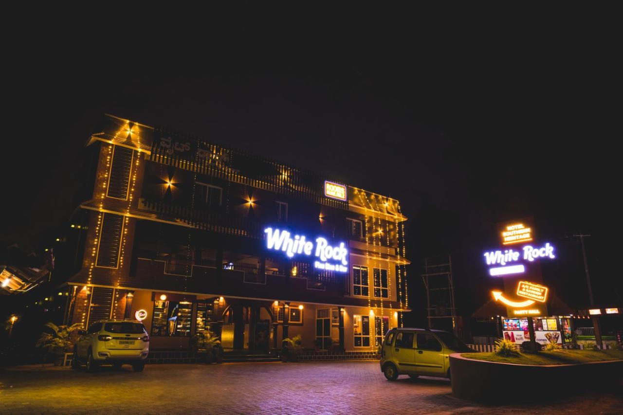 Hotel Southern Heritage Udupi Exteriör bild