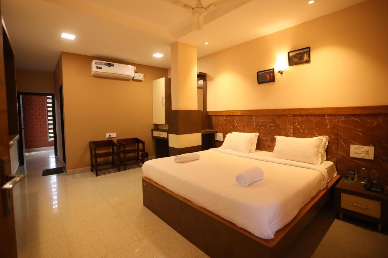 Hotel Southern Heritage Udupi Exteriör bild