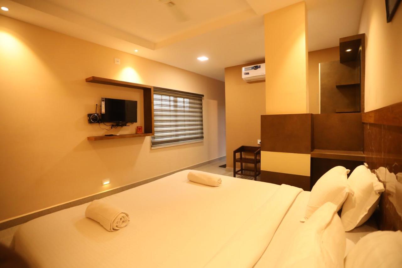 Hotel Southern Heritage Udupi Exteriör bild